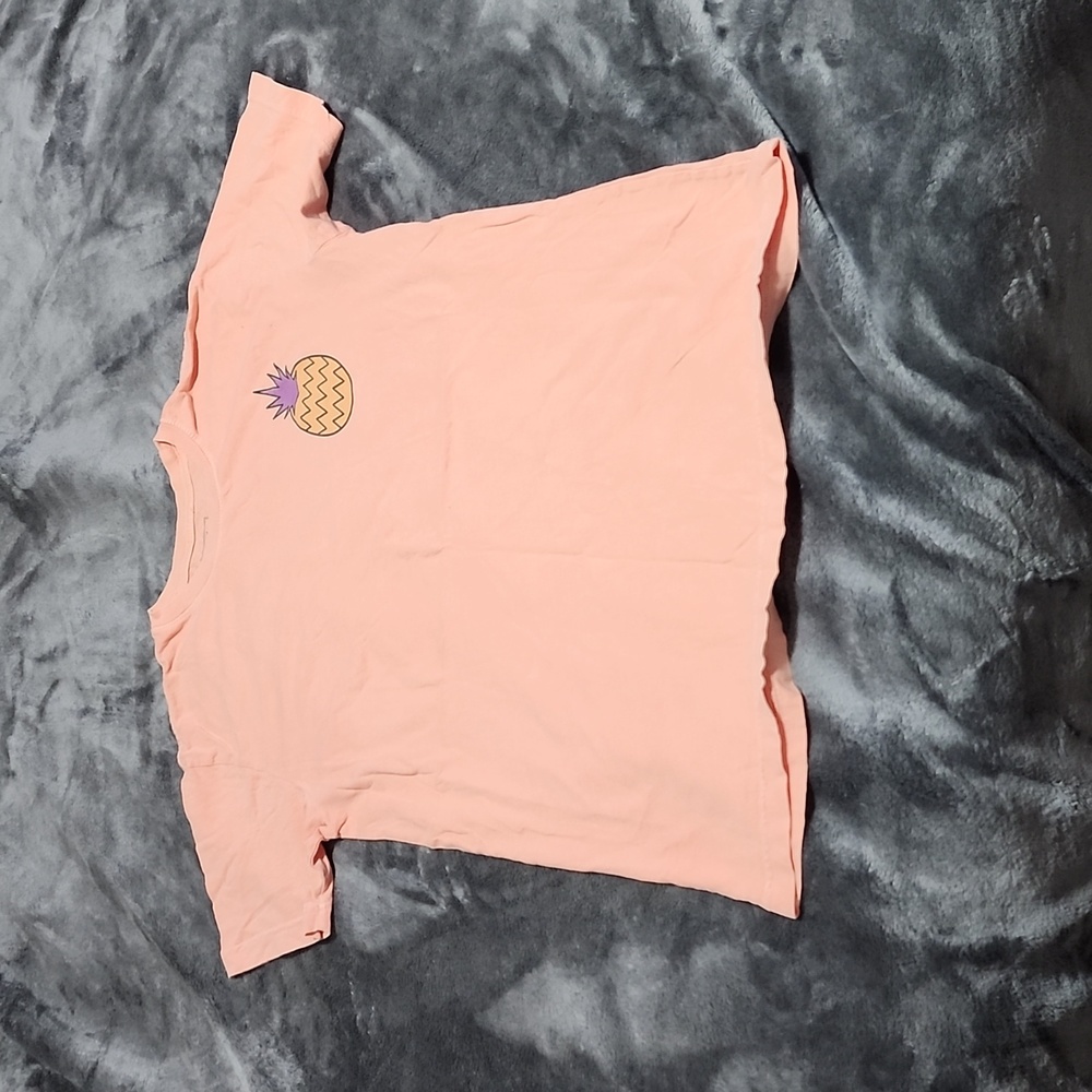 Party Pants Pineapple T shirt M